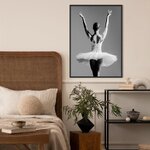 Seinäkuva ballerina 30x40 mustalla puukehyksellä (malerifabrikken)