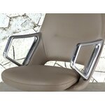 Pelēks biroja krēsls (Angel Cerdá)