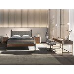 Smėlio spalvos rašomasis stalas (Angel Cerdá)