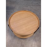 Kafijas galdiņš (Renē) ar kosmētiskiem defektiem.