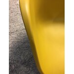 Tumši dzeltens krēsls (Klēra)