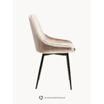 Austrumu puses krēsls (Kare Design)