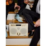 Radijas ir „Bluetooth“ garsiakalbis („Tivoli Audio“)