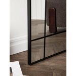 Wall mirror lake (venture design)