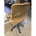 Beige office chair wichita (tomasucci) with beauty flaws