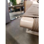 Rozā ängön (venture design) ar skaistuma trūkumiem.