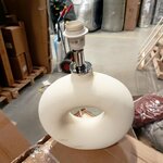 Spilgtas dizaina galda lampa (Gisella)