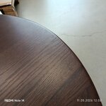 Овальный журнальный столик из массива дерева (диди) с косметическими дефектами.