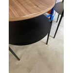 Rudai juodas mažas kavos staliukas tu (noomaa) su grožio trūkumais.
