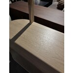 Gaiši brūns plaukts ar skapi (Calary)