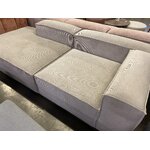 Beige 2-osainen samettimoduulisohva (Lennon), jossa kosmeettisia vikoja