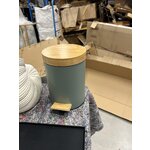 Зелёно-коричневый мусорный бак Таллинн (целлер) бракованный