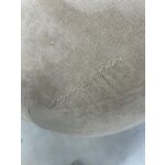 Бежевый диван (альба) с косметическими дефектами