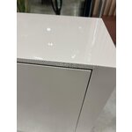 Light beige cabinet (liv) defective