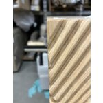 Helepruun Täispuit Kapp (Louis)