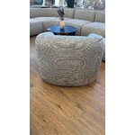 Gaiši pelēks atpūtas krēsls (Sofija)