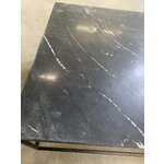 Журнальный столик из черного мрамора (алыс) в коробке, с косметическим дефектом.