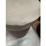 Садовый столик (каве хоум) с изъяном в красоте