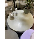 Light beige round coffee table (rona) small cosmetic flaws