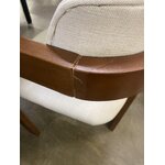 Ruskea design-tuoli costa (asir), jossa kauneusvirheitä