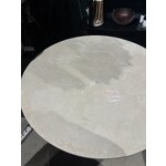 Dining table (Miley)