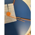 Zils sienas pulkstenis felice (neapstrādāts dizains) ar kosmētiskiem defektiem.