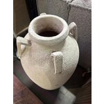 Suunnittele kukkamaljakko (liah), jossa on kauneusvirhe