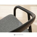 Обеденный стул (илла)