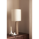 Smėlio spalvos stalo lempa (aaron)