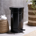 Trash can sono (house doctor) with cosmetic flaws.