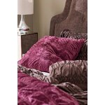 Burgundy Velvet Pillowcase (Pleasent)
