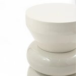 Šviesiai pilkas šoninis staliukas „Calypso“