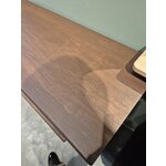 Rudos spalvos medžio masyvo komoda (Paul)