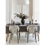 White Chair (Ulrica)
