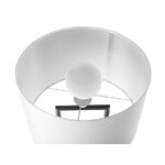 Baltā stāvlampa bija remuss