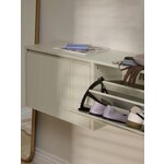 Prie sienos tvirtinama batų spintelė (Shea)