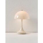 Table lamp panthella (louis poulsen)
