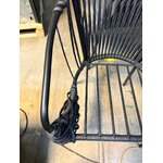 Tumši pelēks dārza krēsls yanet (la forma) ar izteiktiem estētiskiem defektiem